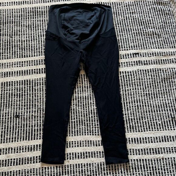 Isabel Maternity by Ingrid & Isabel Pants - Isabel maternity size medium black stretchy maternity skinny pants